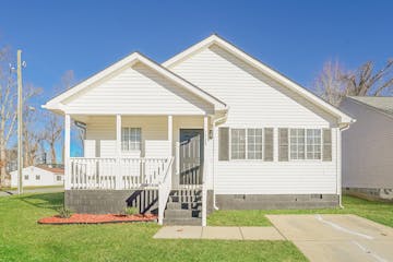 1724 HERTFORD ST GREENSBORO, NC 27403